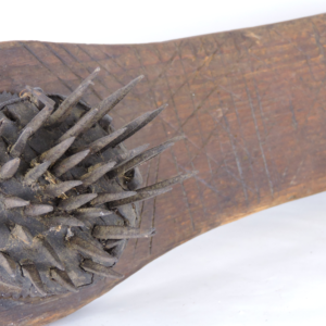 CWT-ROM-XXXX-001 Romanian Folk Art Carved Wood Flax Hackle Board Ragela 1677